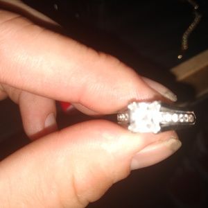 Silver Dimond ring 2 carets